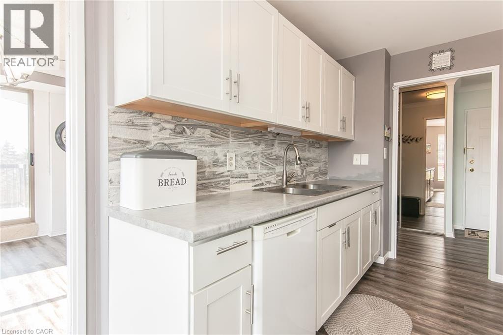 300 KEATS Way Unit# 402 thumbnail 28