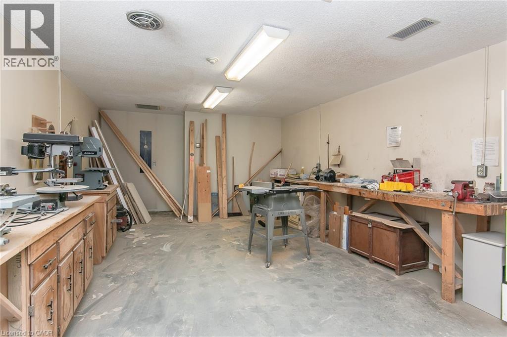 300 KEATS Way Unit# 402 thumbnail 47