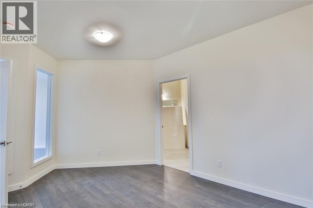 690 KING Street W Unit# 522 thumbnail 11