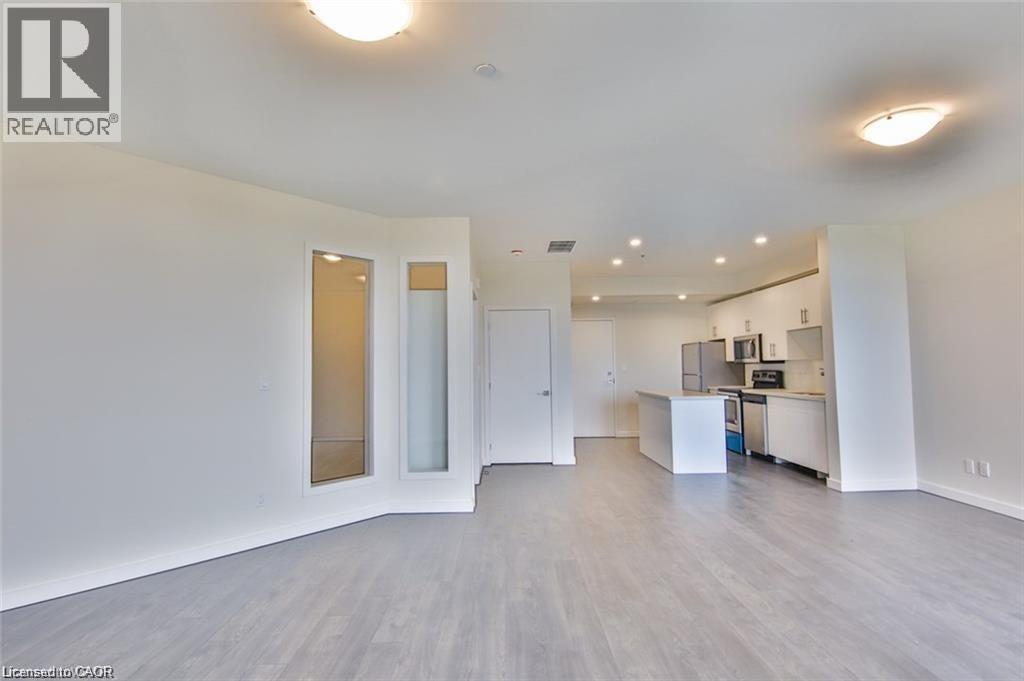 690 KING Street W Unit# 522 thumbnail 7