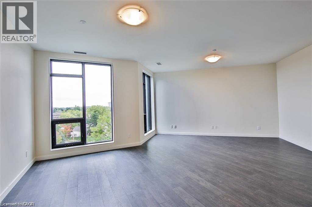 690 KING Street W Unit# 522 thumbnail 10