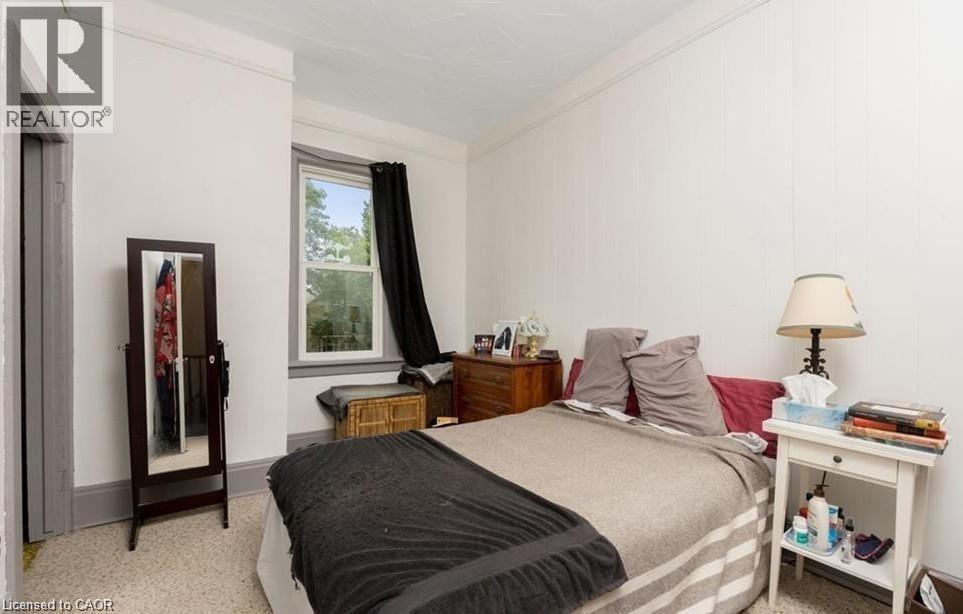 14 YOUNG Street W thumbnail 30