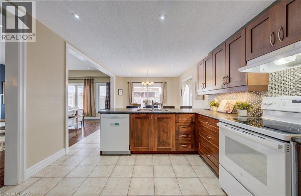 70 WAGLER Avenue thumbnail 15