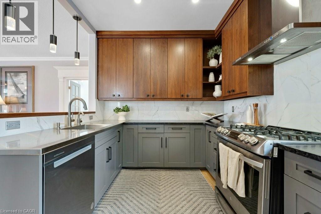 341 GEORGE Street N Unit# 4 thumbnail 11