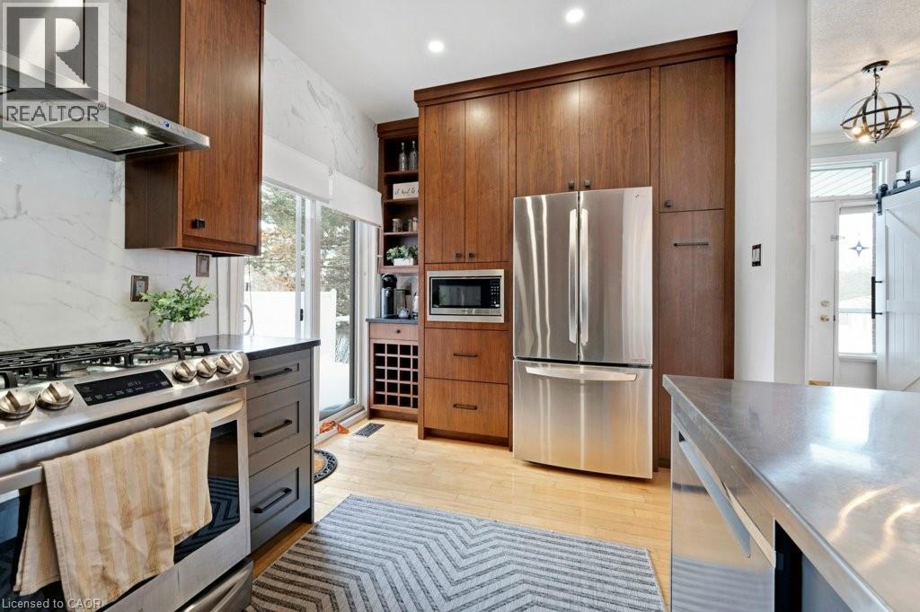 341 GEORGE Street N Unit# 4 thumbnail 12