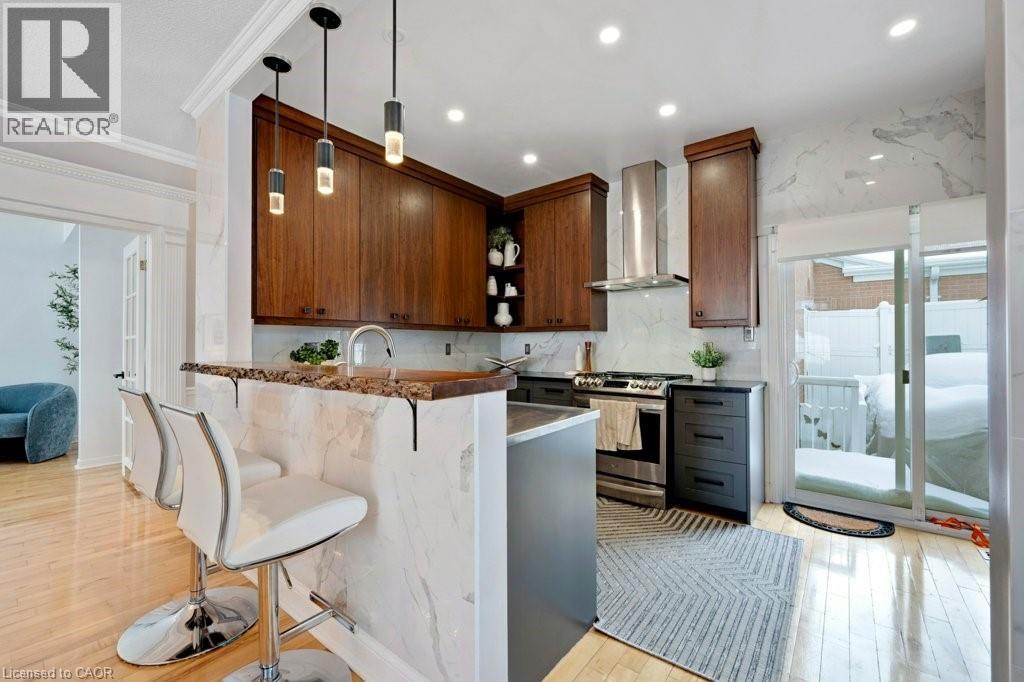 341 GEORGE Street N Unit# 4 thumbnail 9