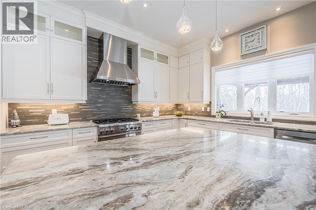 23 HIGHGROVE Court thumbnail 15