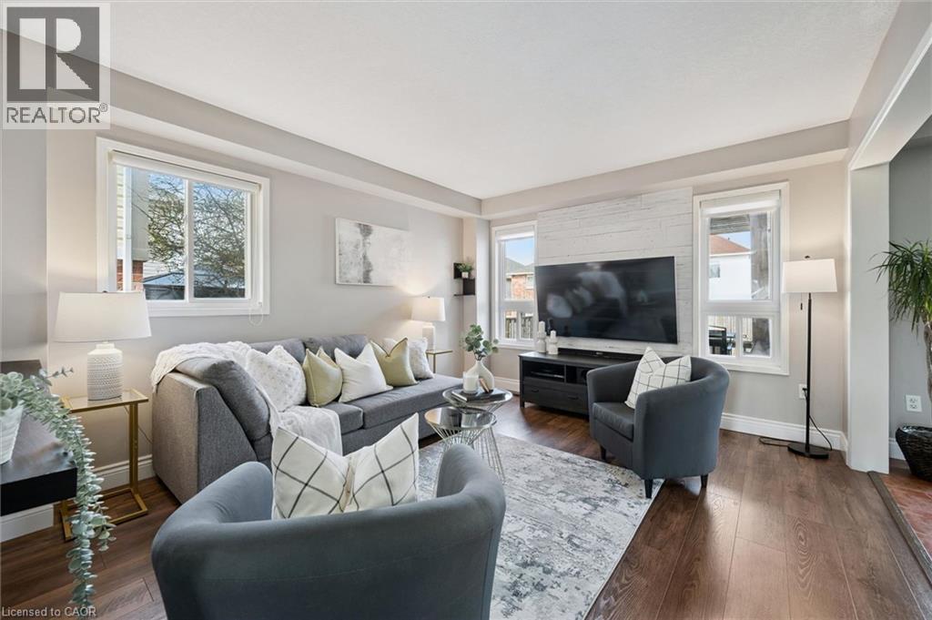 28 GRIFFITHS Avenue thumbnail 6