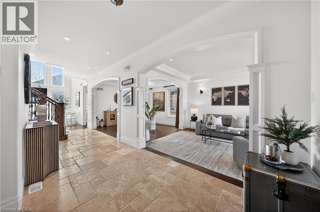 325 DEERFOOT Trail thumbnail 9