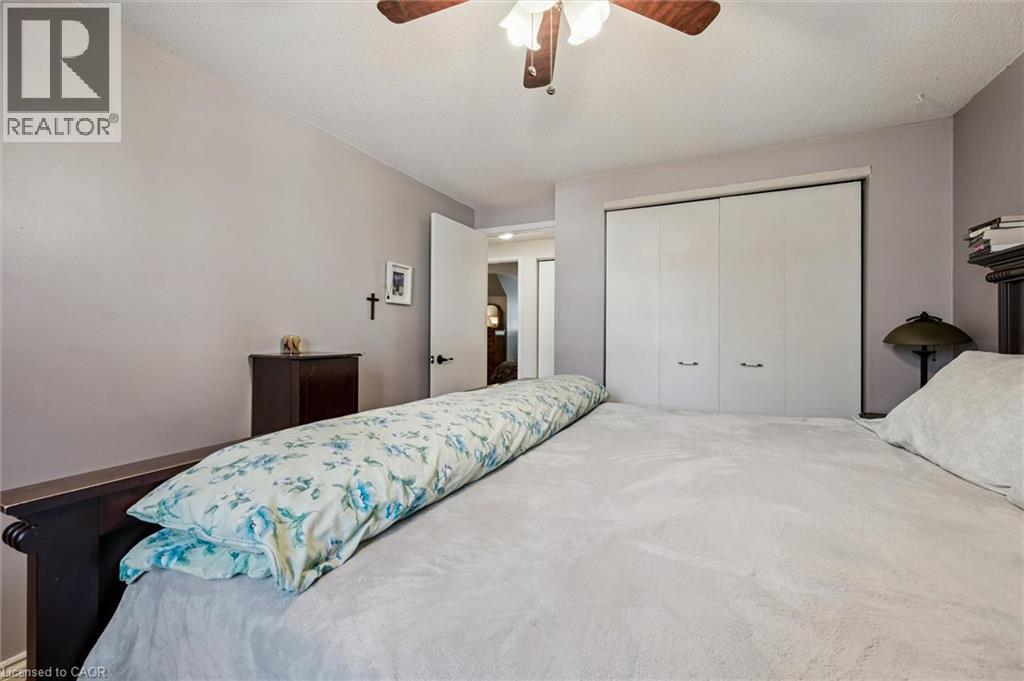 37 EDGEMERE Drive thumbnail 23