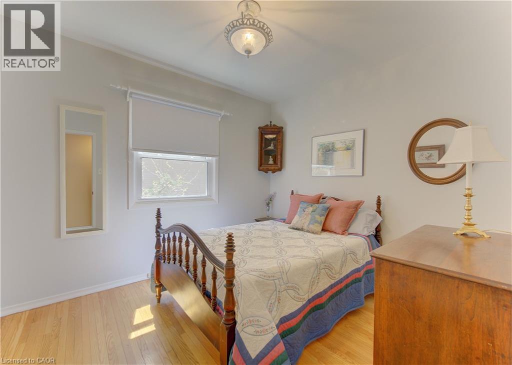 182 RIPPLEWOOD Crescent thumbnail 31