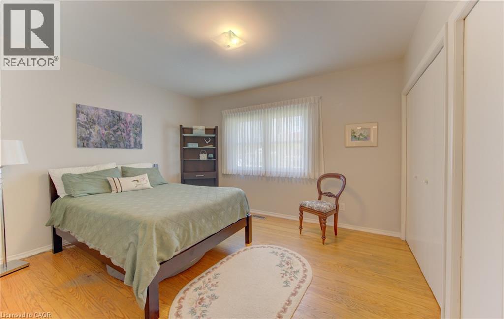 182 RIPPLEWOOD Crescent thumbnail 32