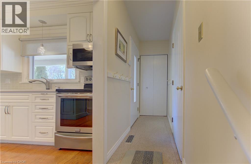 182 RIPPLEWOOD Crescent thumbnail 20