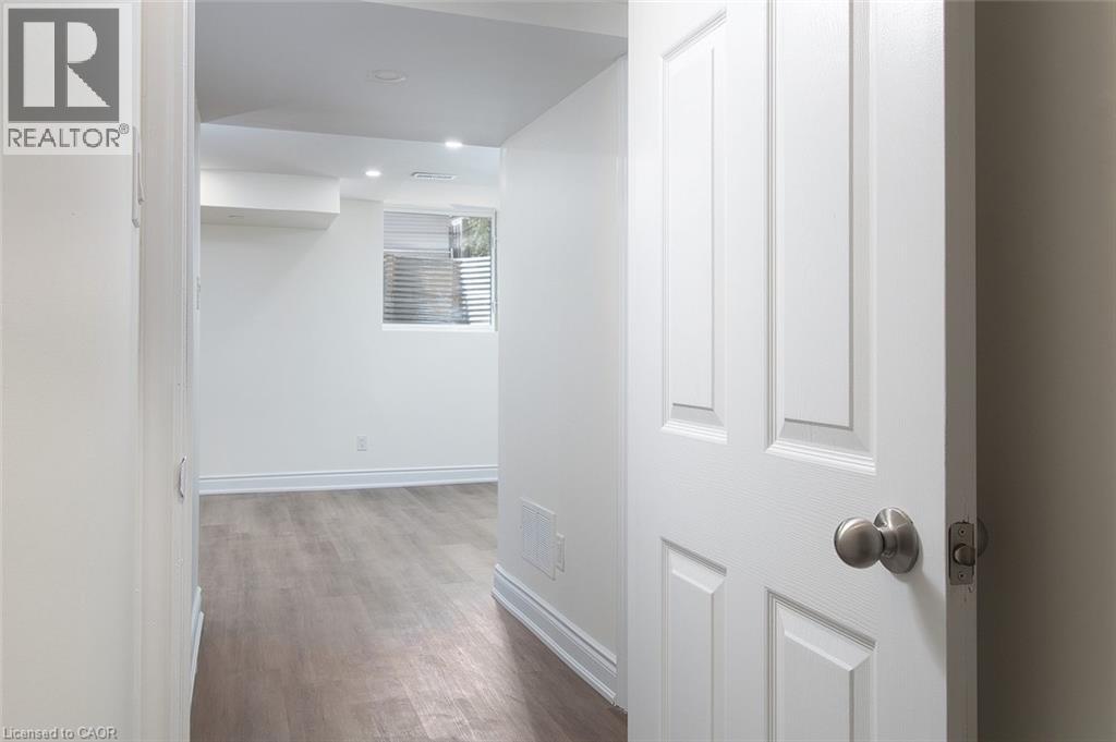 115 UPLANDS Drive thumbnail 20