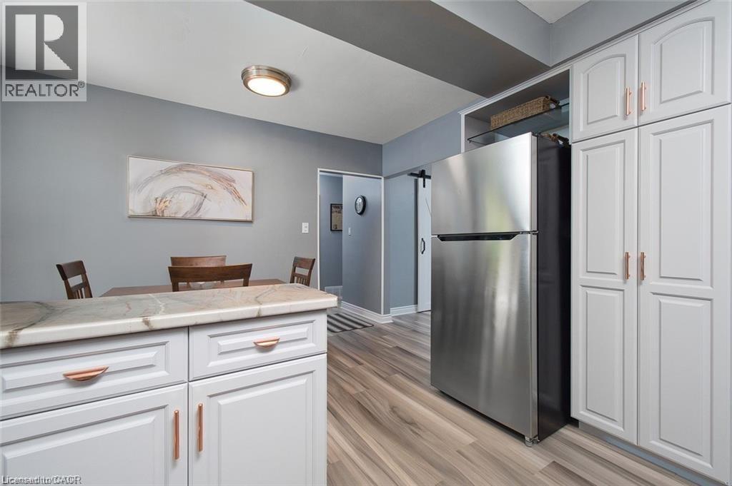 115 UPLANDS Drive thumbnail 11