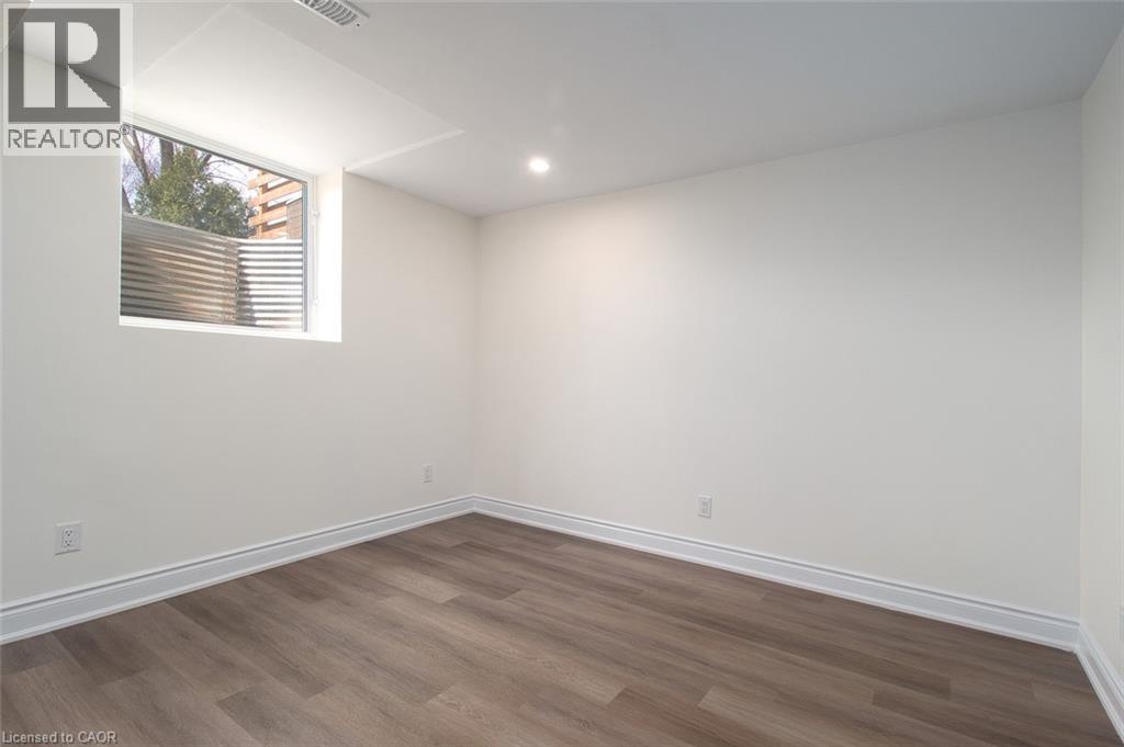 115 UPLANDS Drive thumbnail 19