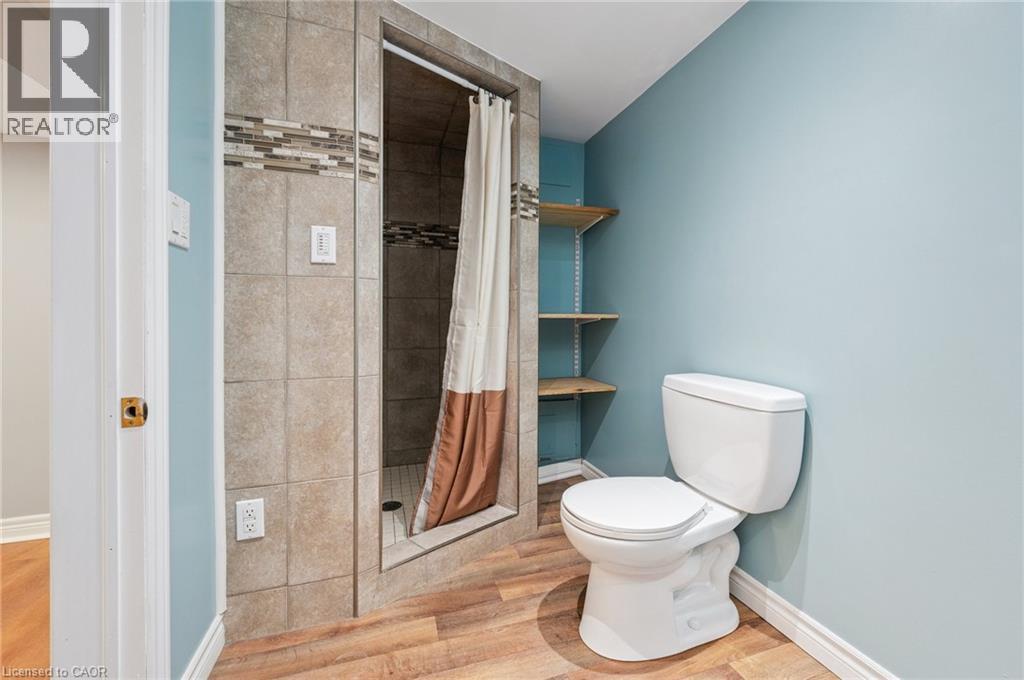 838 MOORE Street thumbnail 30