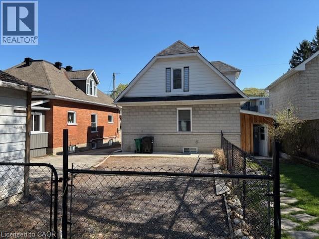 838 MOORE Street thumbnail 33