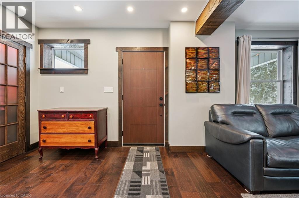 838 MOORE Street thumbnail 4