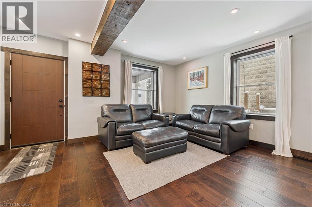 838 MOORE Street thumbnail 8