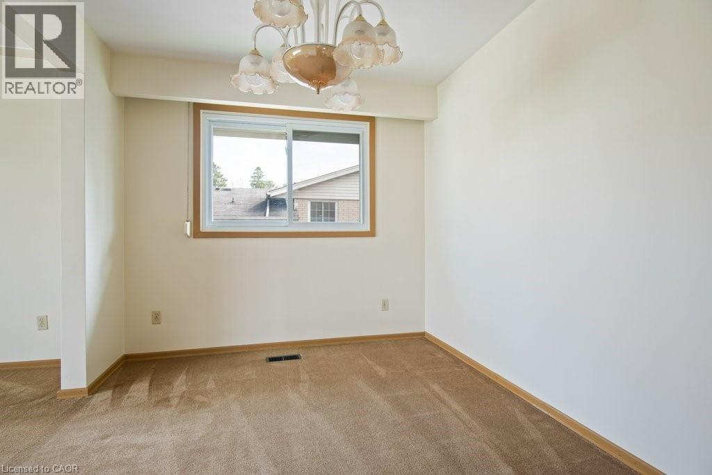 103 QUEENSTON Drive thumbnail 12