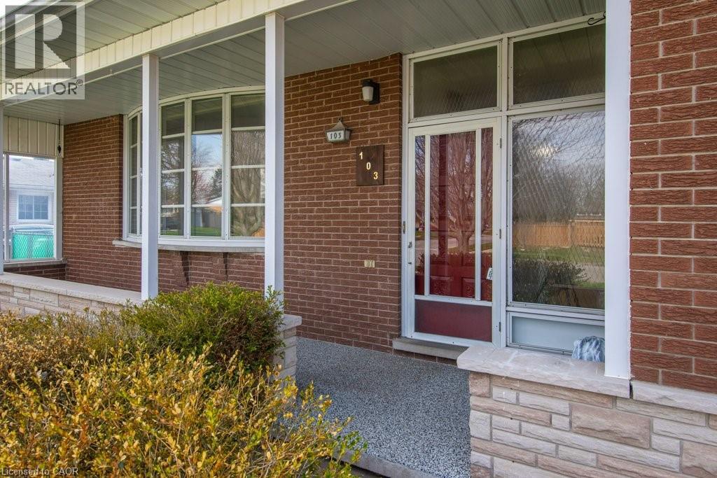 103 QUEENSTON Drive thumbnail 3