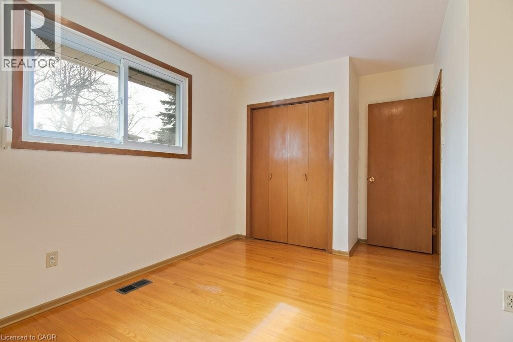 103 QUEENSTON Drive thumbnail 32