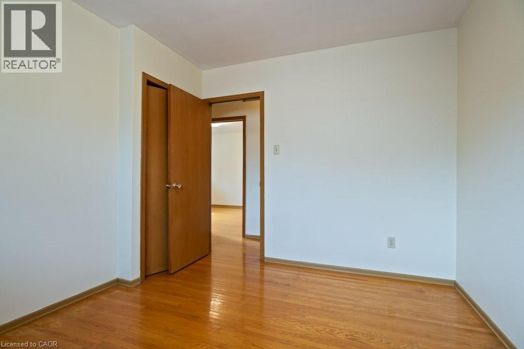 103 QUEENSTON Drive thumbnail 35