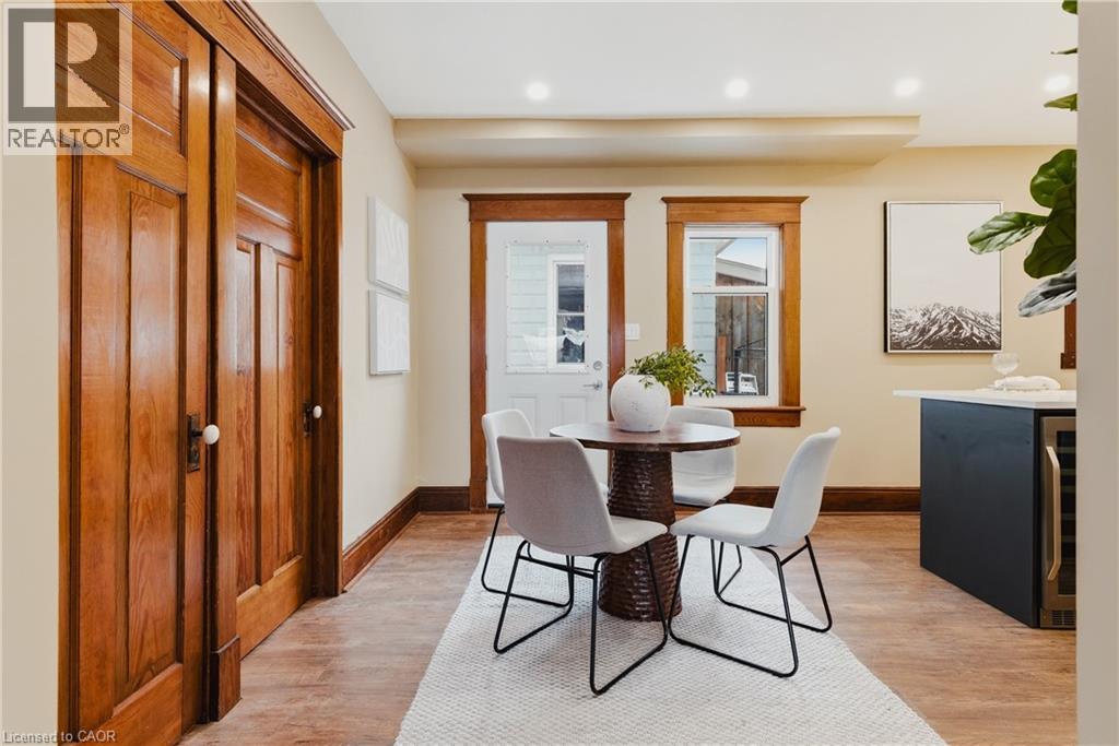 999 VINE Street thumbnail 20