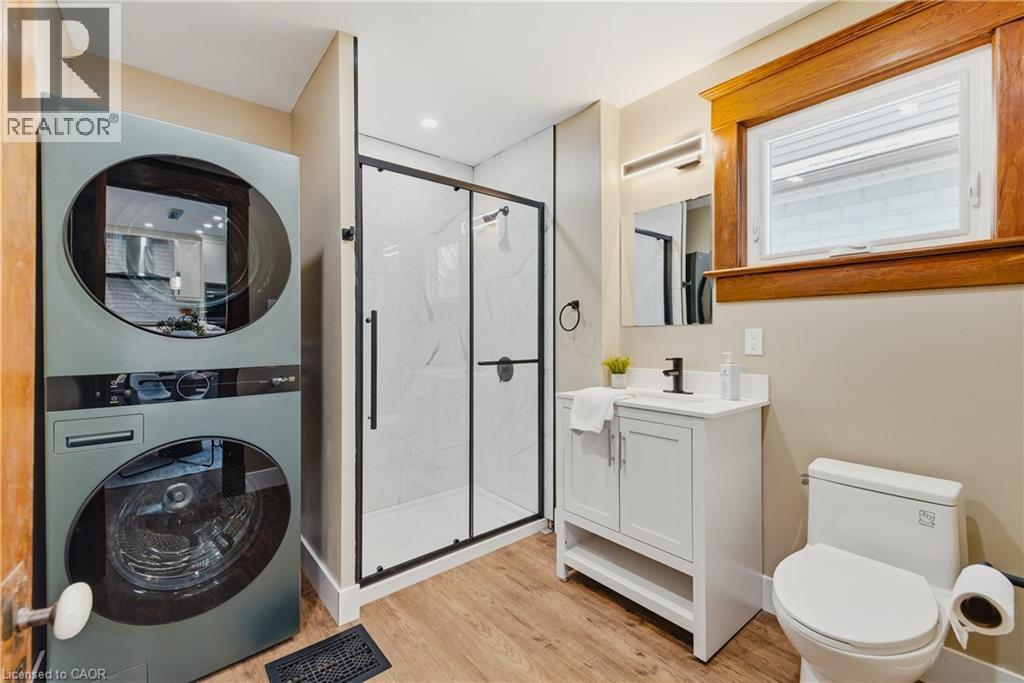 999 VINE Street thumbnail 23