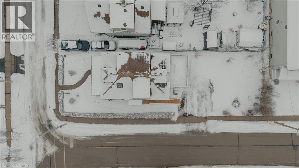 999 VINE Street thumbnail 36