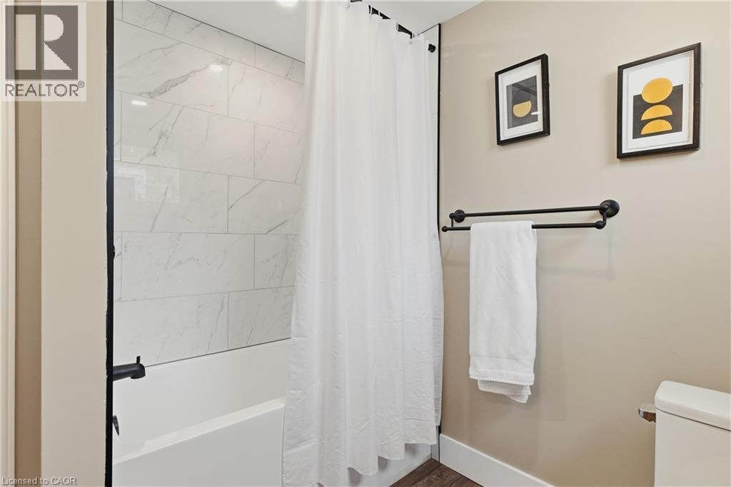 999 VINE Street thumbnail 34