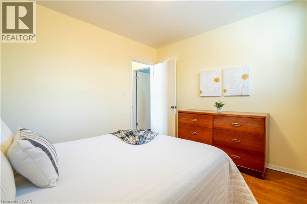 1034 WINTERHALT Avenue thumbnail 19