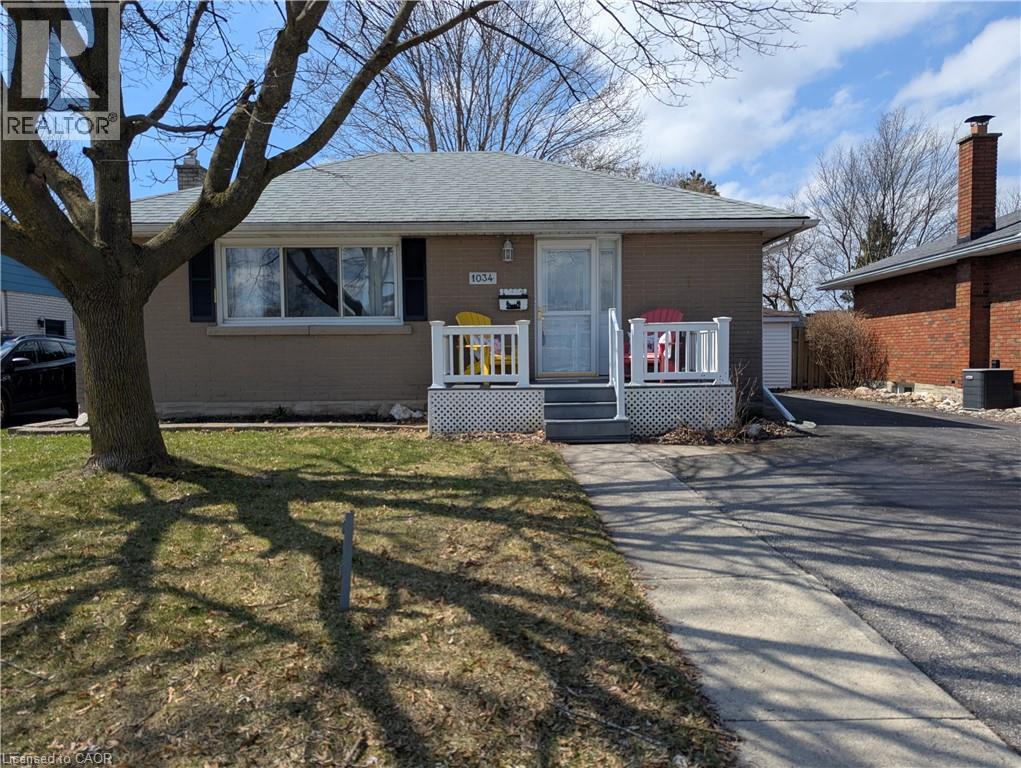 1034 WINTERHALT Avenue thumbnail 2