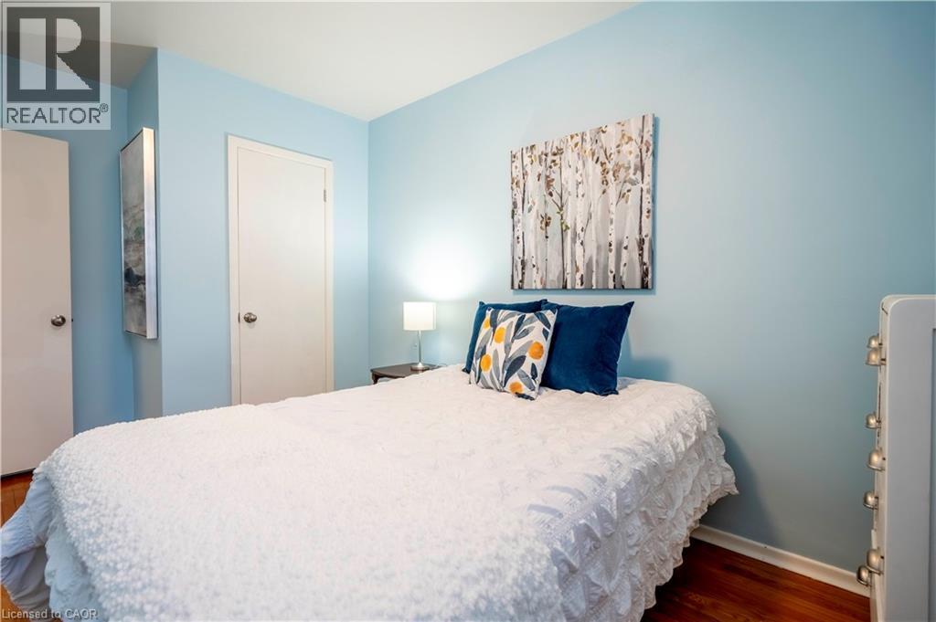 1034 WINTERHALT Avenue thumbnail 23