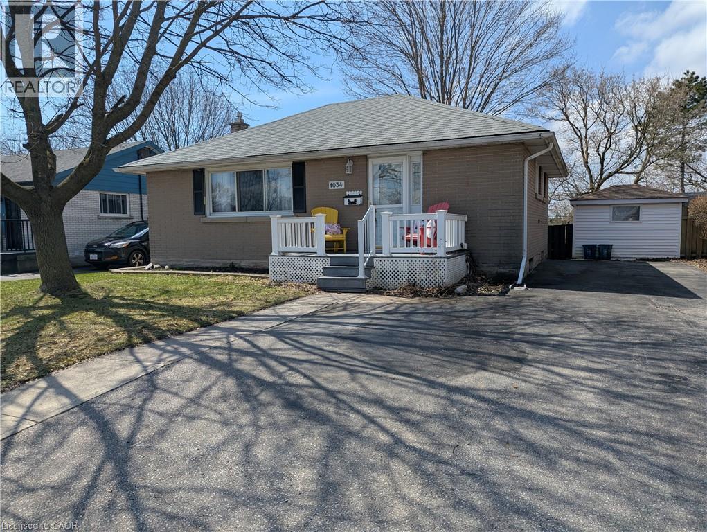 1034 WINTERHALT Avenue thumbnail 4