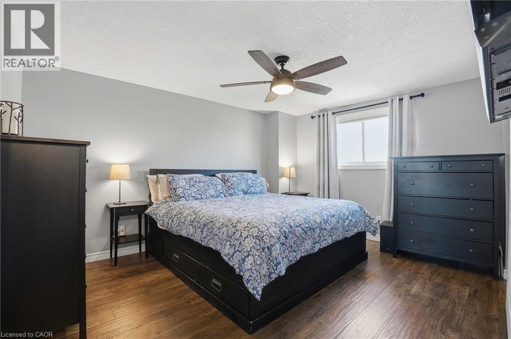 102 IRONSTONE Drive thumbnail 18