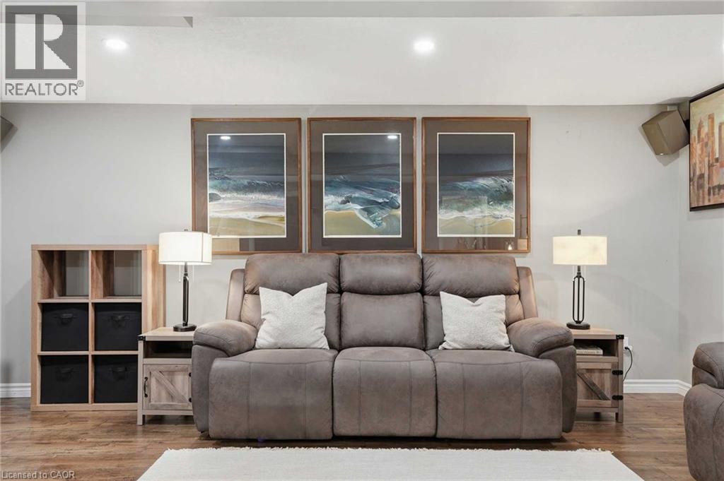 102 IRONSTONE Drive thumbnail 29