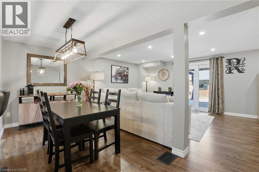 102 IRONSTONE Drive thumbnail 8