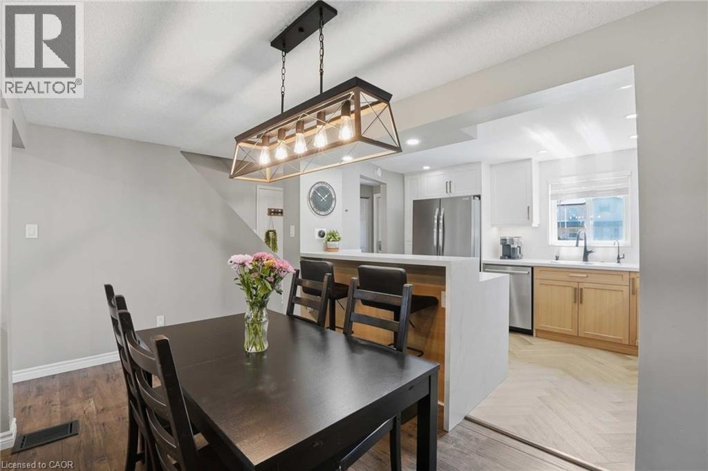 102 IRONSTONE Drive thumbnail 10