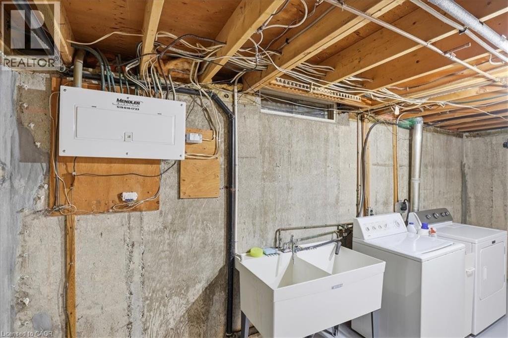 111 SELKIRK Drive thumbnail 28