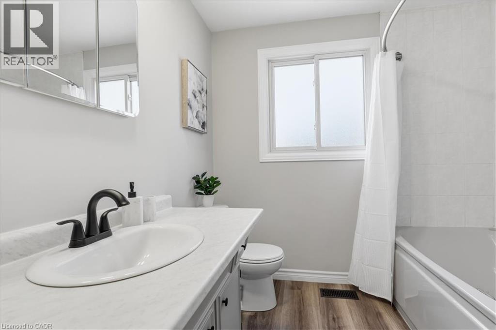 111 SELKIRK Drive thumbnail 17