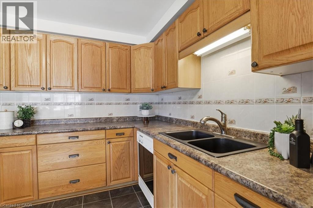 111 SELKIRK Drive thumbnail 11