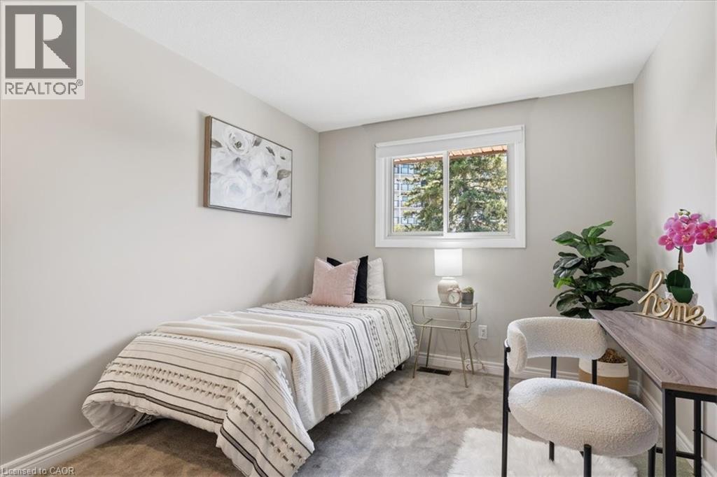 111 SELKIRK Drive thumbnail 13