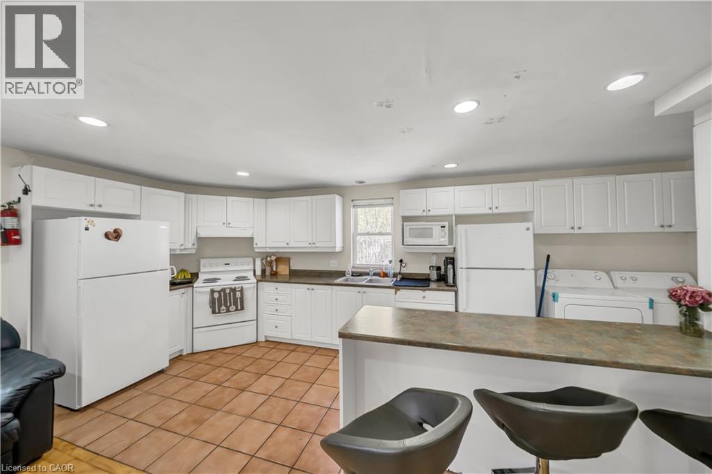 24 COLUMBIA Street W thumbnail 15