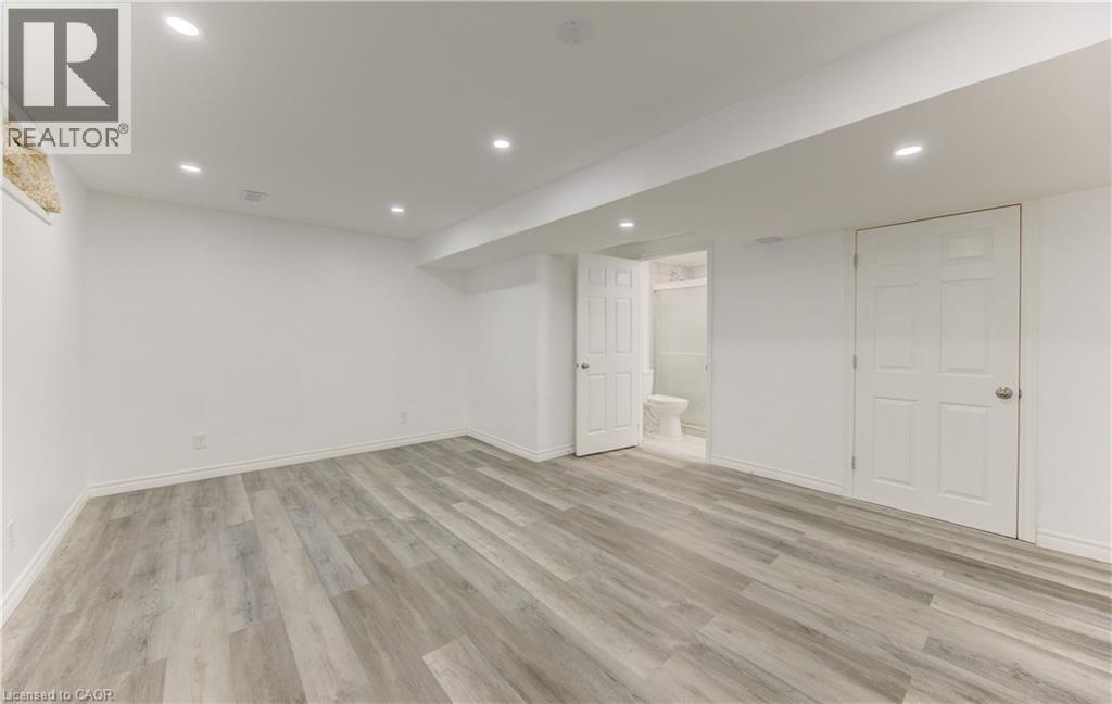 51 CAMROSE Court thumbnail 31