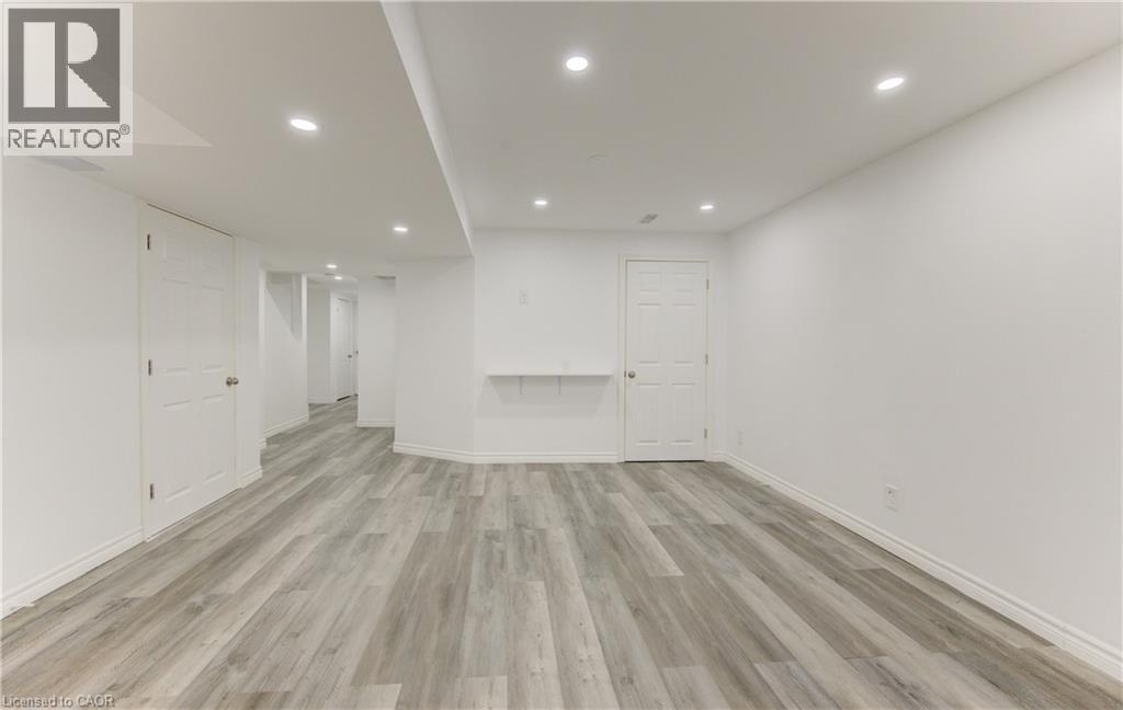 51 CAMROSE Court thumbnail 33