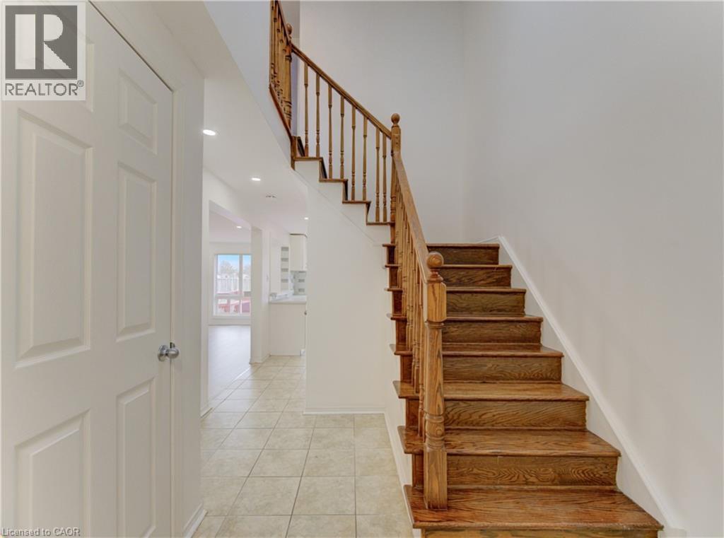 51 CAMROSE Court thumbnail 4