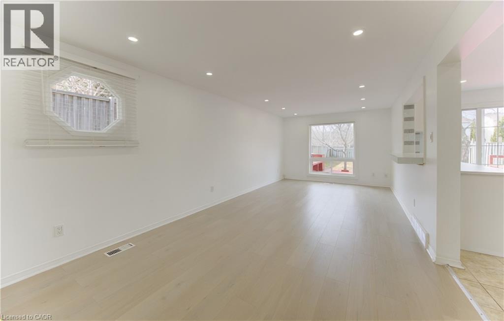 51 CAMROSE Court thumbnail 9