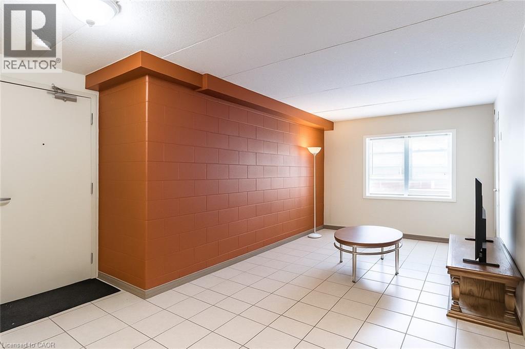 261 LESTER Street Unit# 301 thumbnail 10